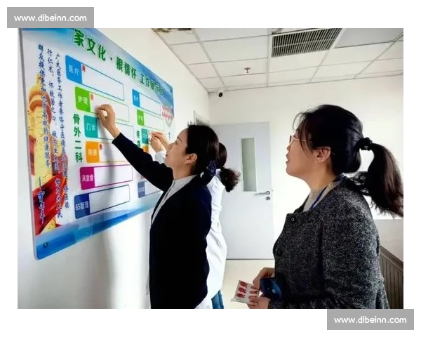 以人文关怀为核心推动社会温度与个体尊严共生发展的时代新篇章